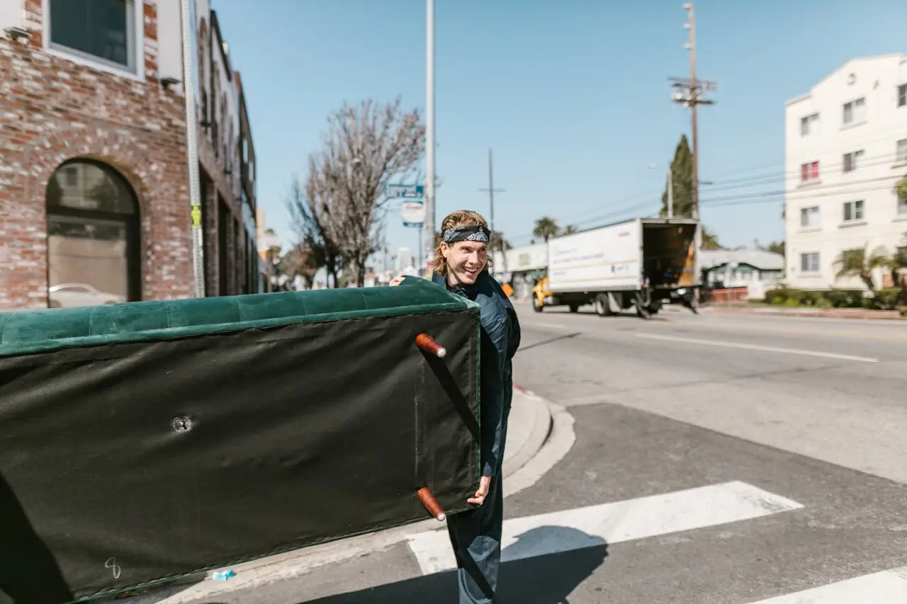 Prepare special items for a Saint-Lazare move
